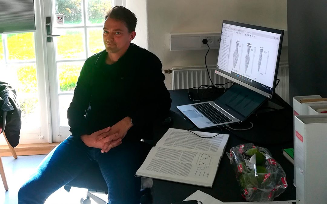 JENS SKAL AFDÆKKE DE TIDLIGSTE MAGTSTRUKTURER I DANMARK