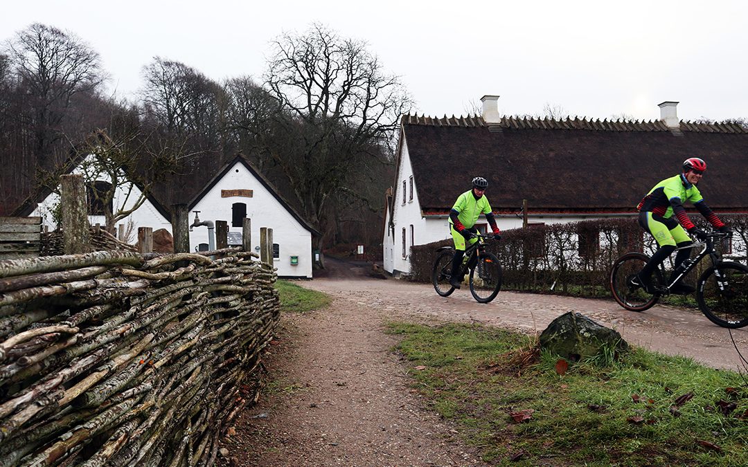 SKOV, VAND OG HISTORIE I DET FRI: TADRE MØLLE LOKKER UNDER NEDLUKNINGEN